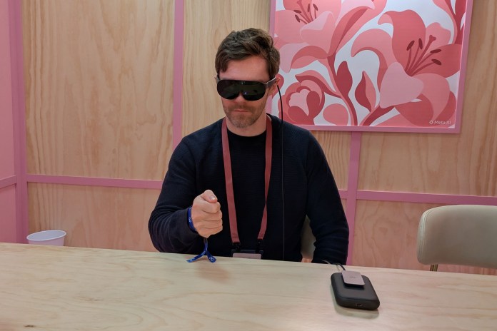 Trải nghiệm giao diện Meta VR Glasses